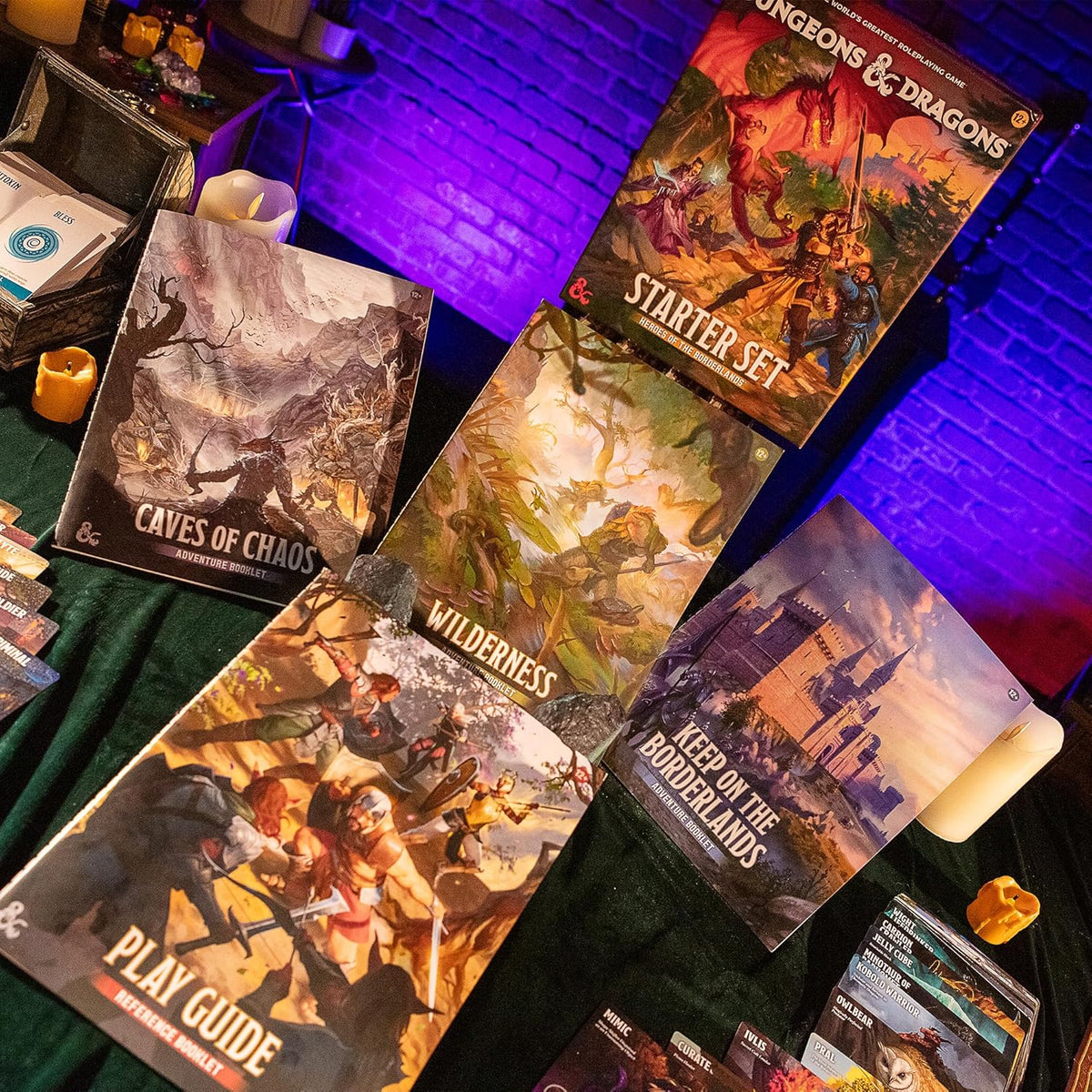 Dungeons & Dragons Starter Set Heroes of the Borderlands RPG box by Wizards of the Coast with character figures and rulebooks.